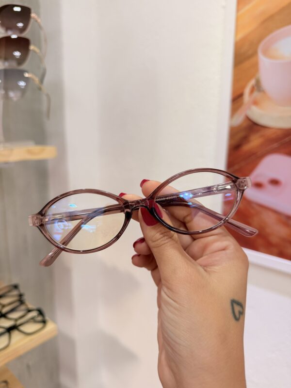 Armação de Grau Oval Rosé Translúcido