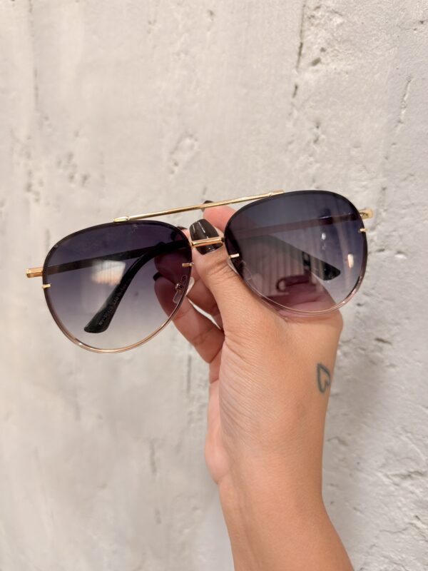 Óculos de Sol Aviador Preto com dourado